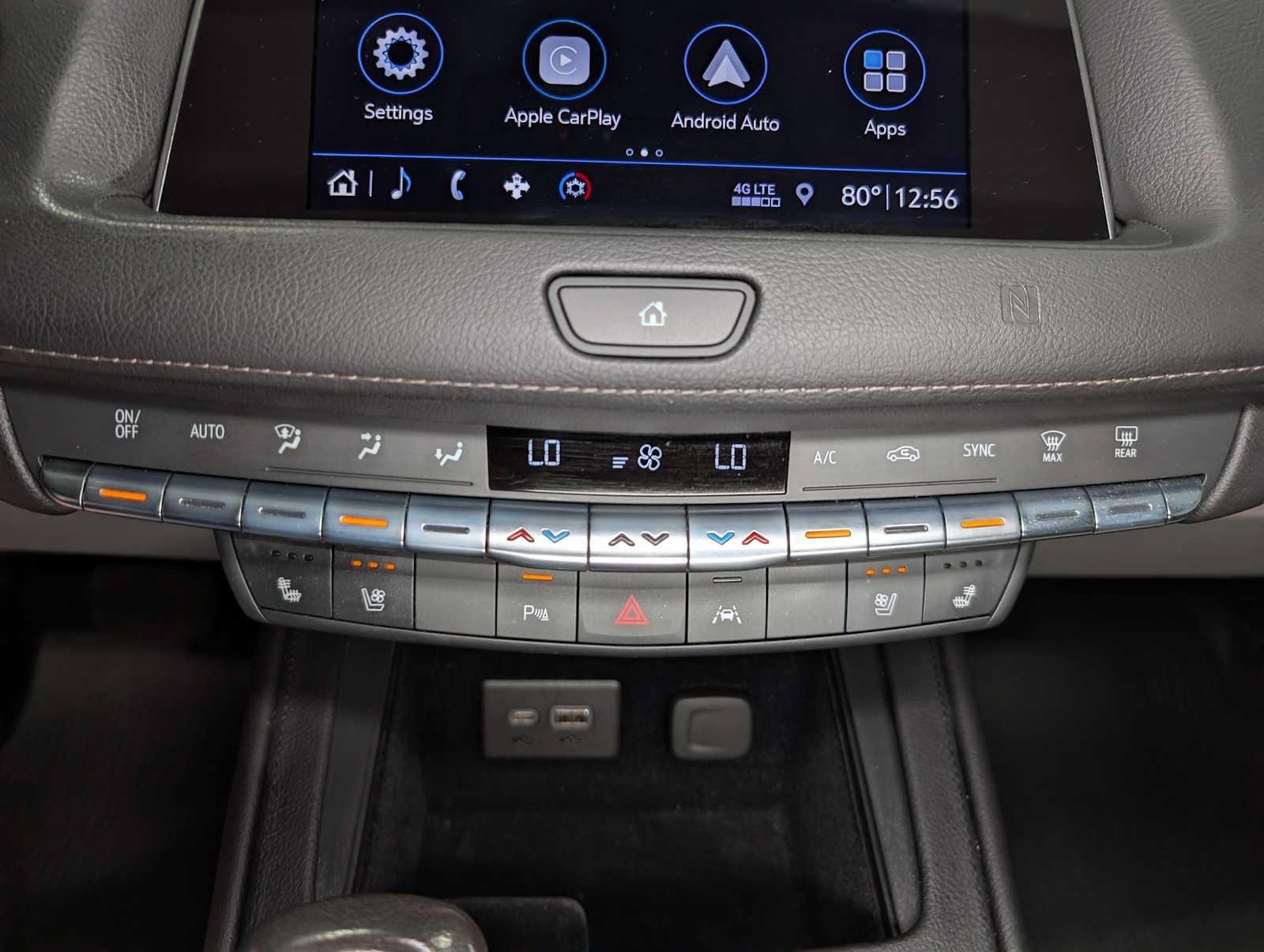 Used 2019 Cadillac XT4 Premium Luxury AWD/4WD image 32