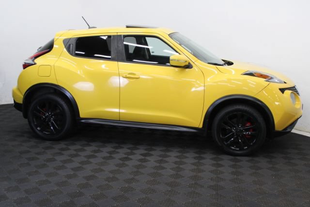 Used 2016 Nissan Juke SV w/ Cold Weather Package FWD image 4