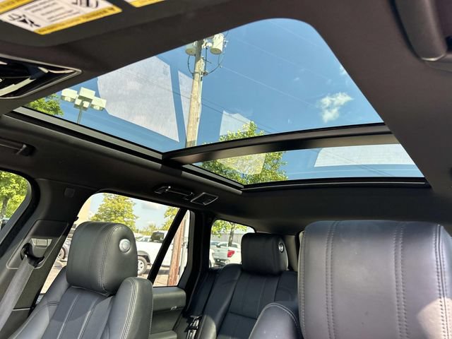 Used 2017 Land Rover Range Rover Supercharged AWD/4WD image 33