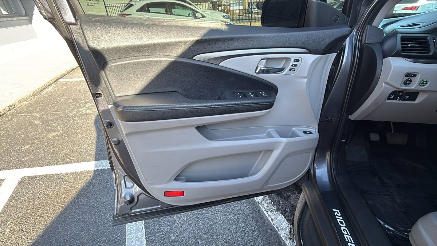 Used 2021 Honda Ridgeline RTL image 9