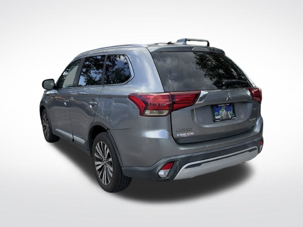 Used 2019 Mitsubishi Outlander SEL AWD/4WD image 6