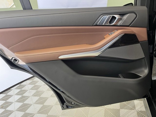New 2026 BMW X7 xDrive40i w/ M Sport Package image 21