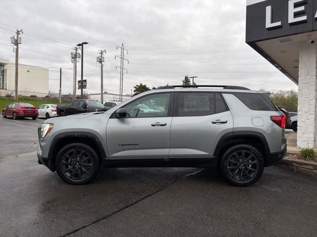 Used 2025 GMC Terrain Elevation w/ Elevation Premium Package AWD/4WD image 2