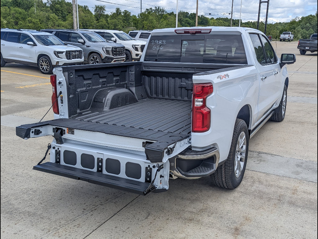 New 2026 Chevrolet Silverado 1500 LTZ w/ Technology Package AWD/4WD image 13