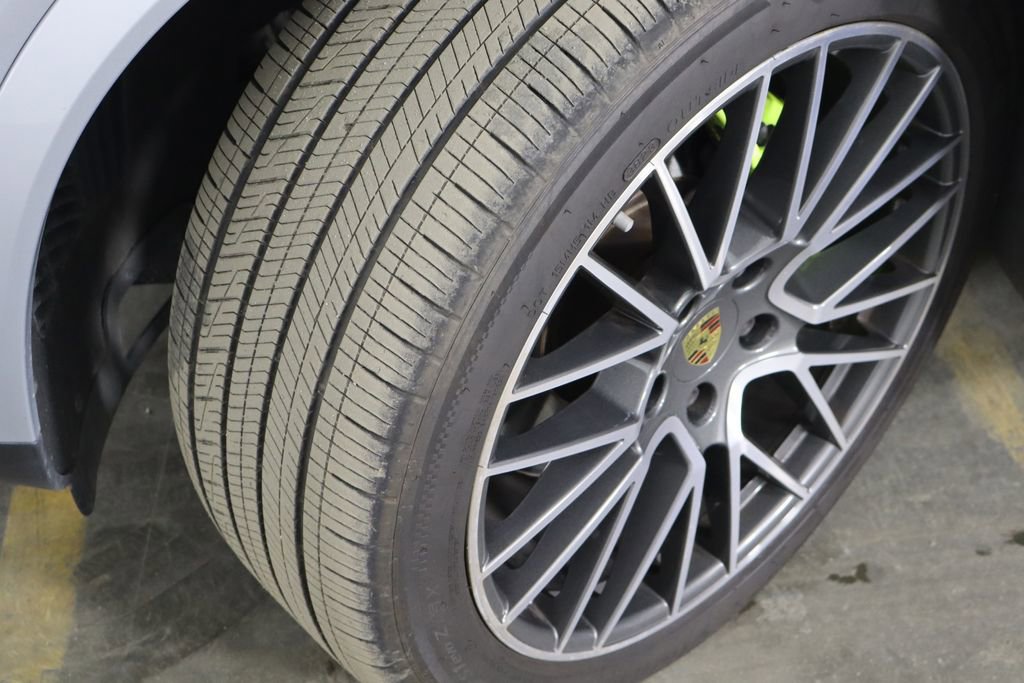 Used 2019 Porsche Cayenne E-Hybrid AWD/4WD image 41
