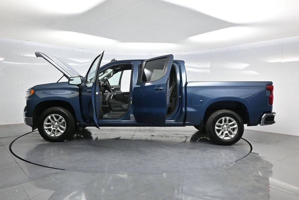 Used 2024 Chevrolet Silverado 1500 LT AWD/4WD image 49