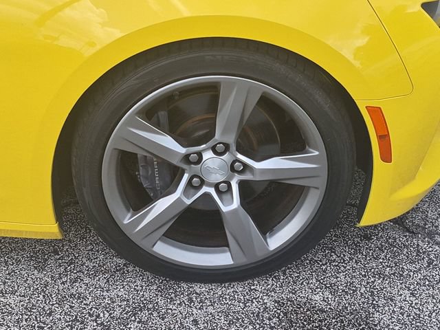 Used 2018 Chevrolet Camaro SS RWD image 27