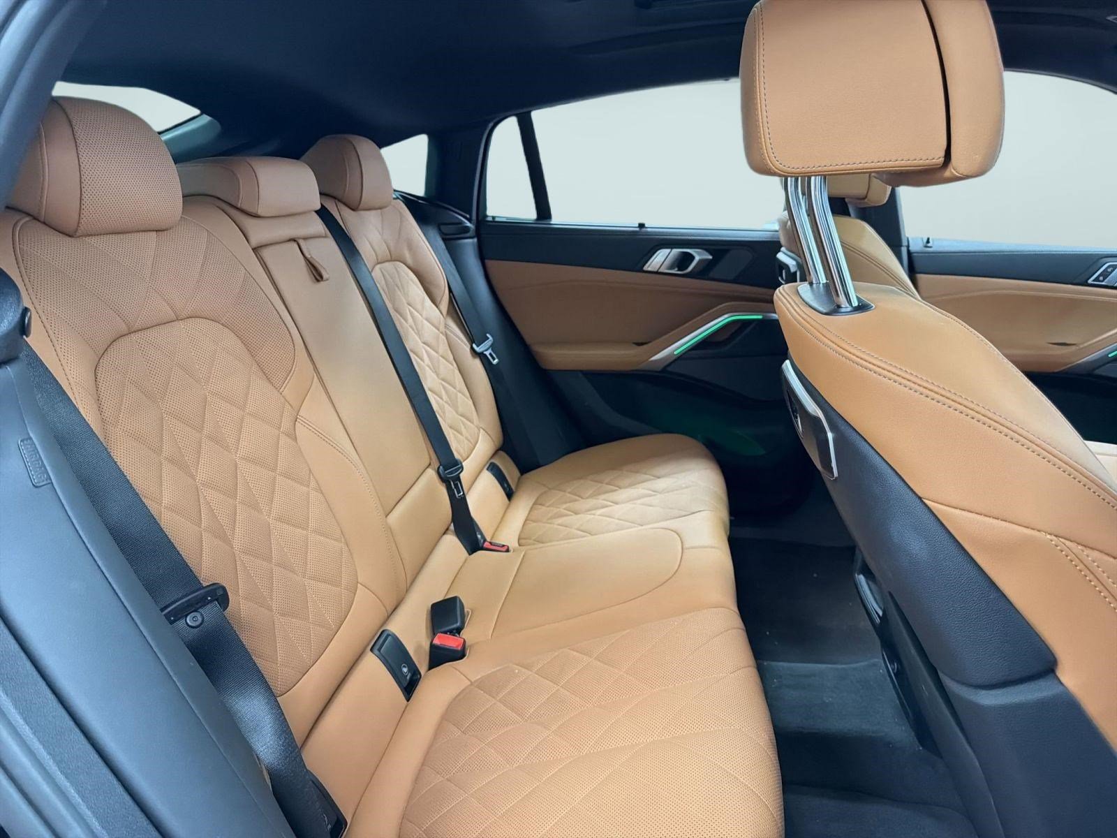 Certified 2024 BMW X6 xDrive40i w/ Executive Package image 28