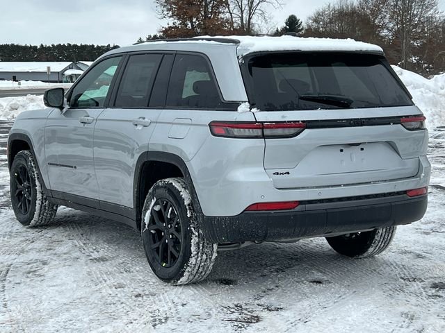 New 2026 Jeep Grand Cherokee Altitude image 8