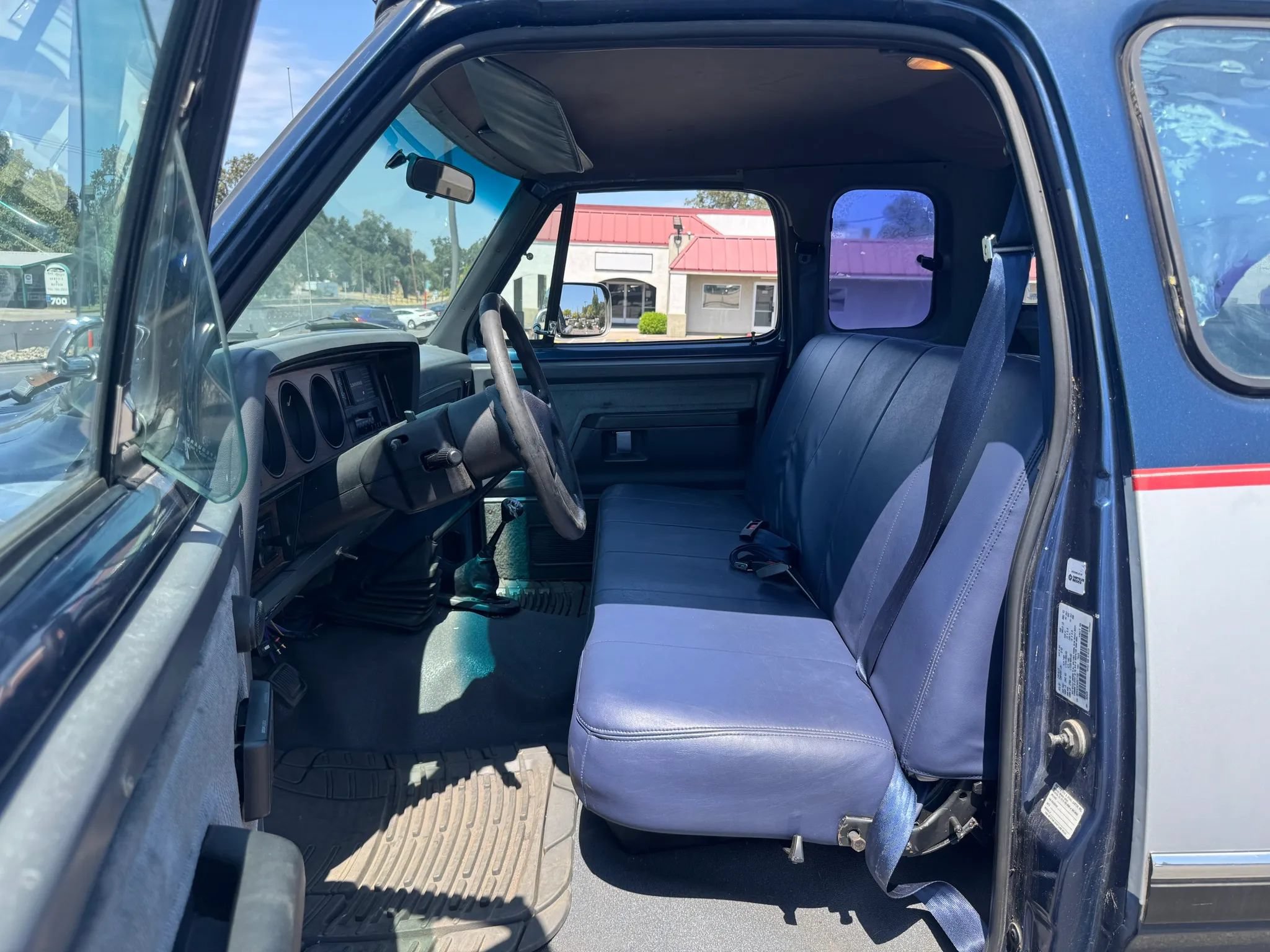 Used 1992 Dodge D/W Truck 250 AWD/4WD image 15