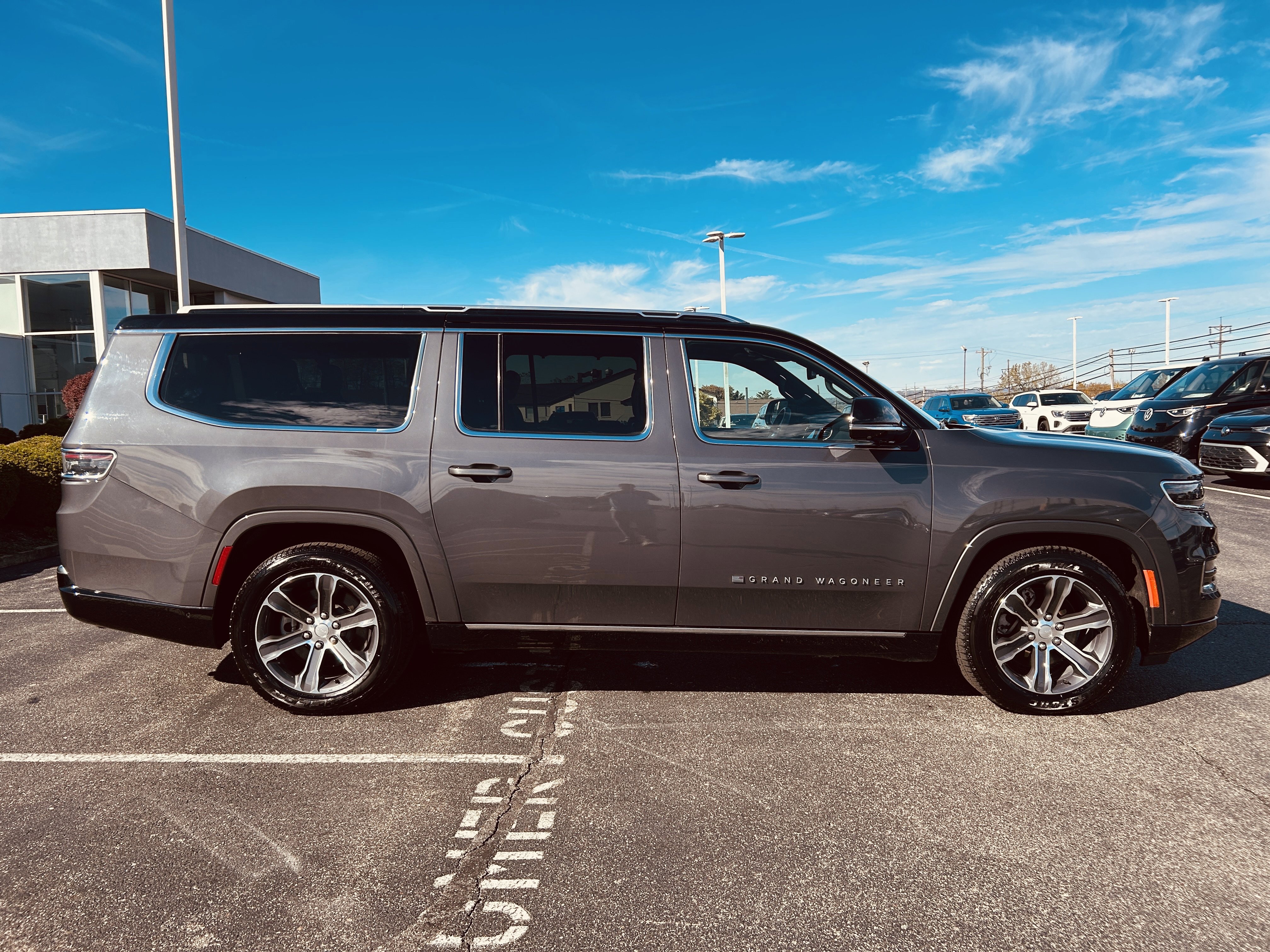 Used 2024 Jeep Grand Wagoneer L Base image 8