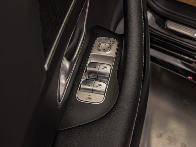 New 2026 Mercedes-Benz GLS 450 4MATIC image 13