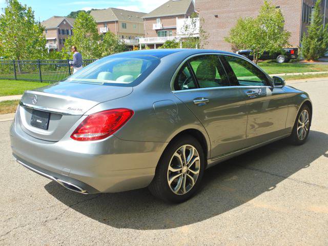 Used 2015 Mercedes-Benz C 300 4MATIC Sedan image 9