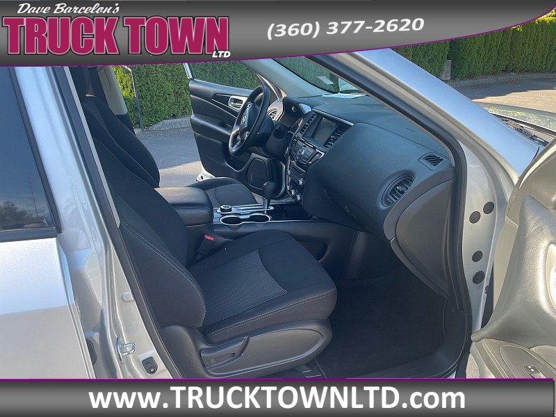 Used 2020 Nissan Pathfinder S AWD/4WD image 16
