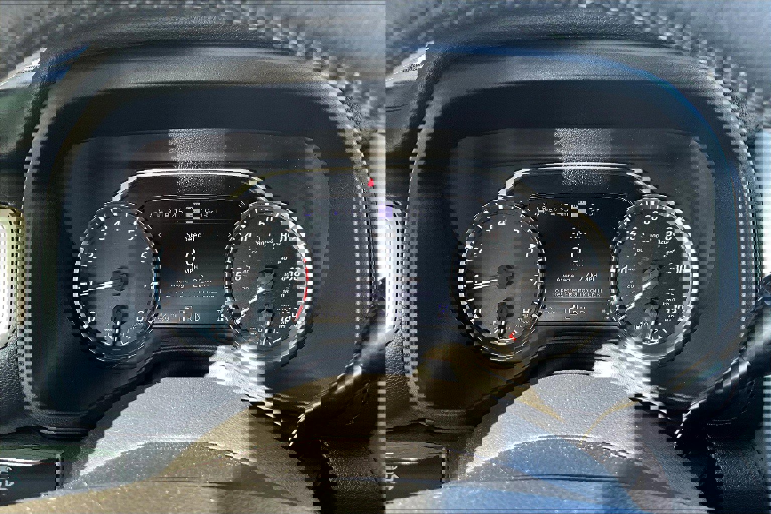 Used 2021 Nissan Titan SV w/ SV Convenience Package image 20