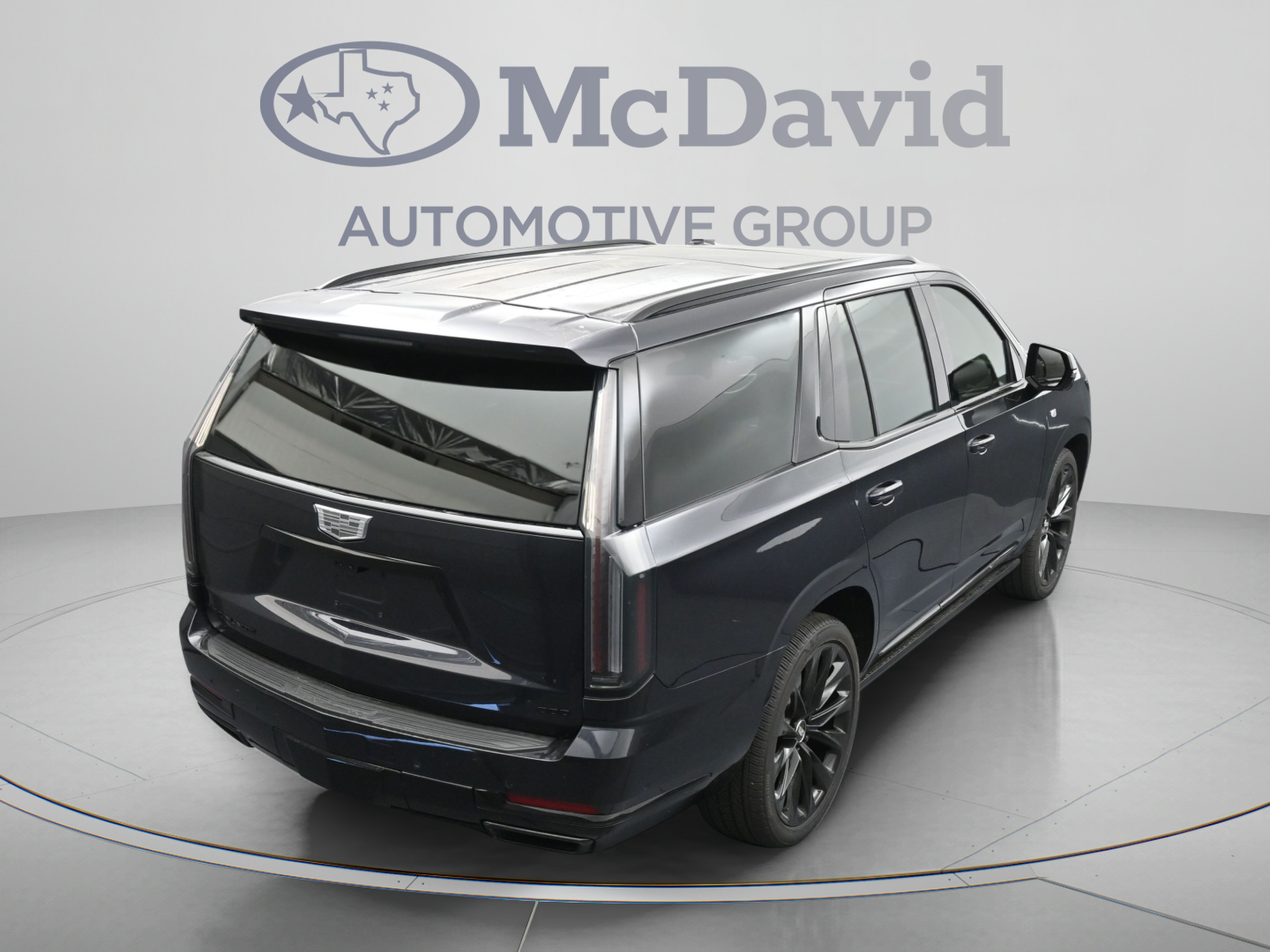 Used 2026 Cadillac Escalade Platinum Sport w/ LPO, ONYX Package AWD/4WD image 38