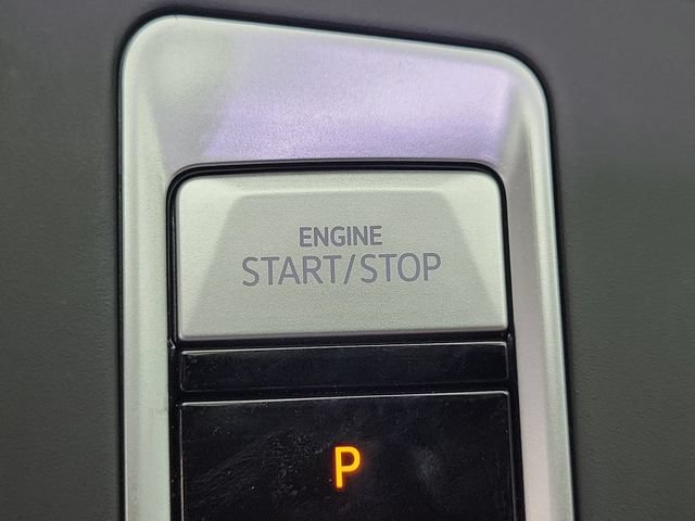 Used 2026 Volkswagen Atlas SE FWD image 30