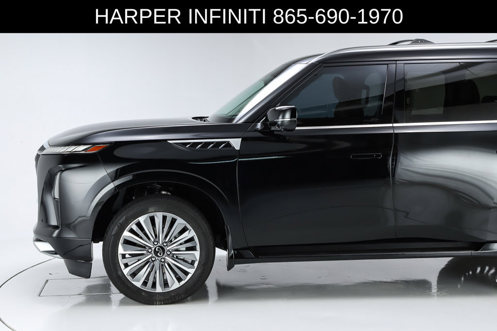 Used 2025 INFINITI QX80 Luxe w/ Exterior Package RWD image 3