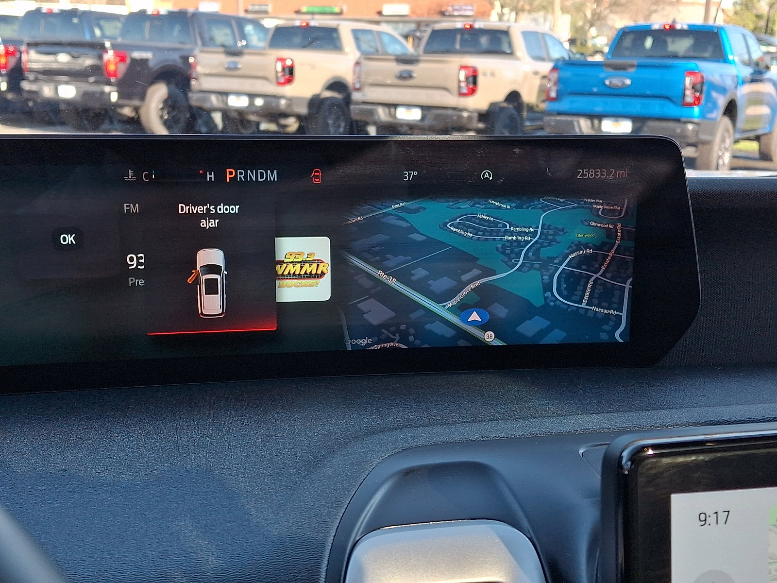 Used 2025 Ford Expedition Active image 21