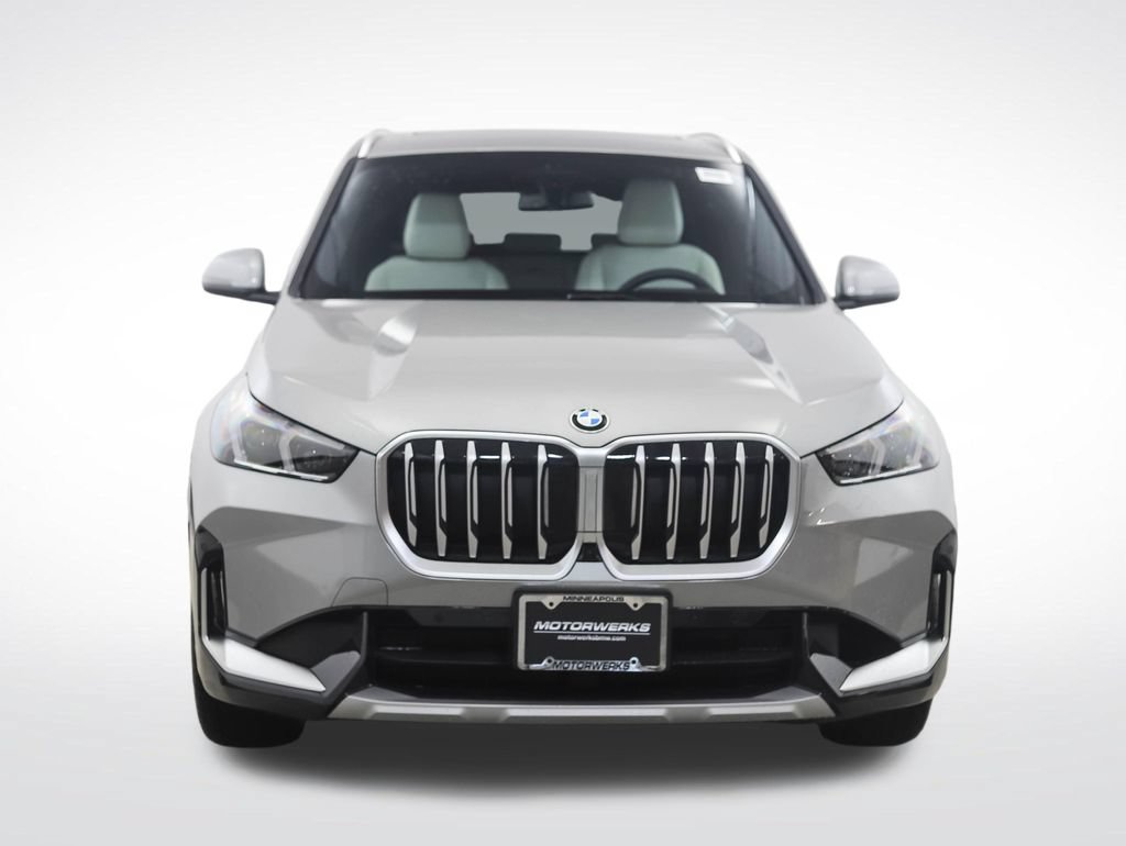 Used 2026 BMW X1 xDrive28i w/ Technology Package AWD/4WD image 8