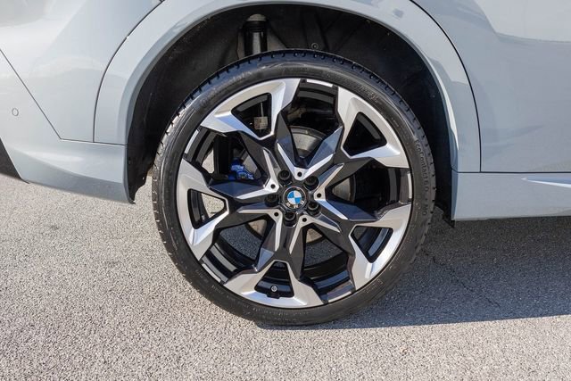 Certified 2025 BMW X2 xDrive28i w/ Premium Package image 10