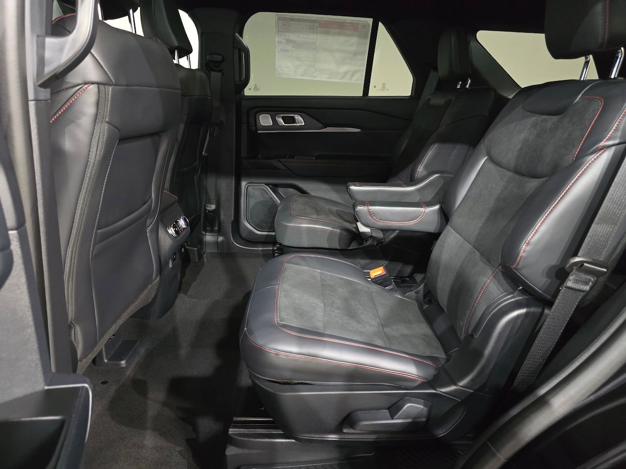 New 2026 Ford Explorer ST image 41