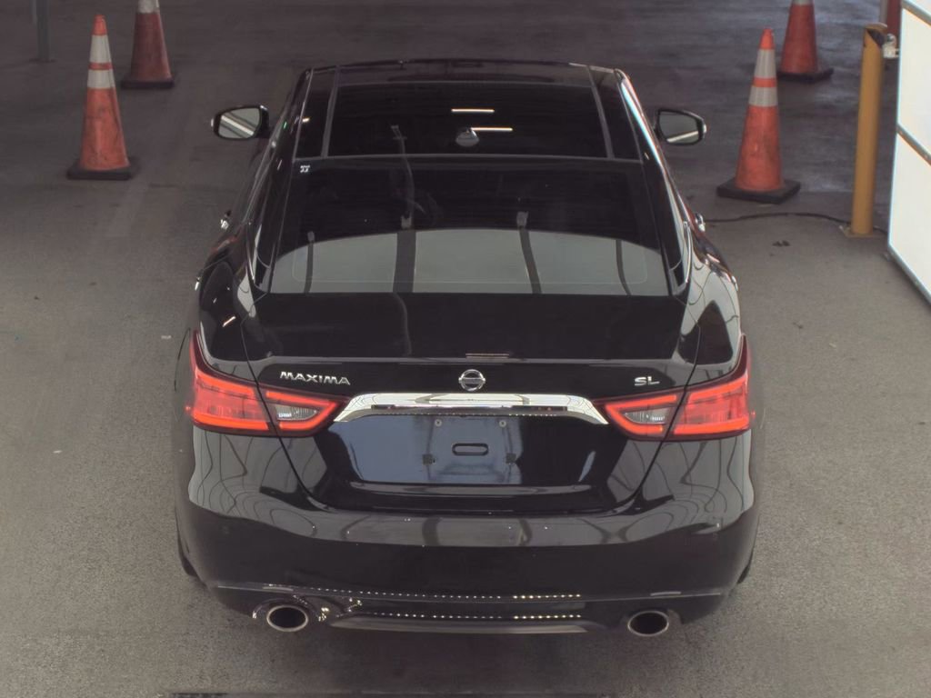 Used 2016 Nissan Maxima 3.5 SL w/ Interior Lighting Package image 5