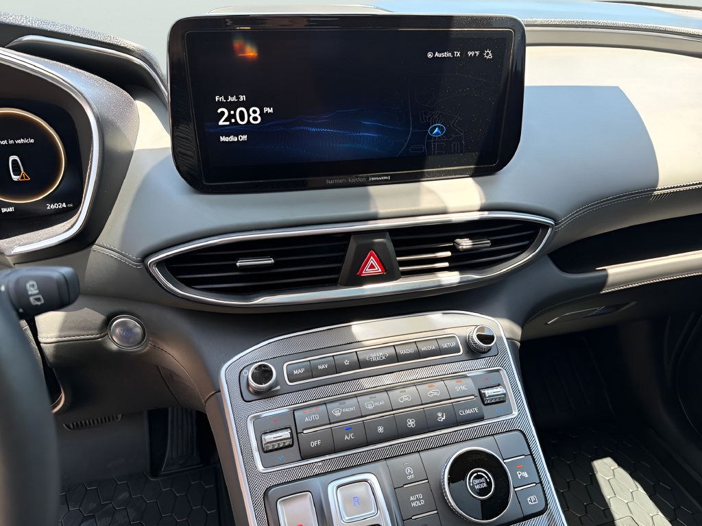 Used 2023 Hyundai Santa Fe Limited FWD image 31