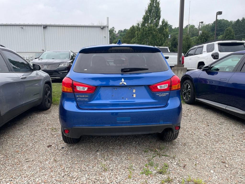 Used 2017 Mitsubishi Outlander Sport ES AWD/4WD image 4