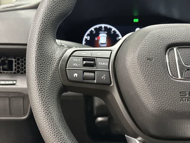 Used 2025 Honda CR-V EX image 17