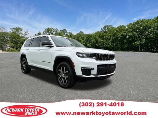 Used 2023 Jeep Grand Cherokee L Limited AWD/4WD image 1