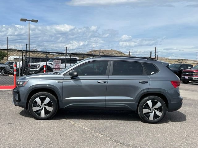Used 2023 Volkswagen Taos S AWD/4WD image 2