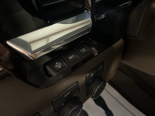 Used 2023 Chevrolet Silverado 1500 LTZ w/ LTZ Premium Package image 22