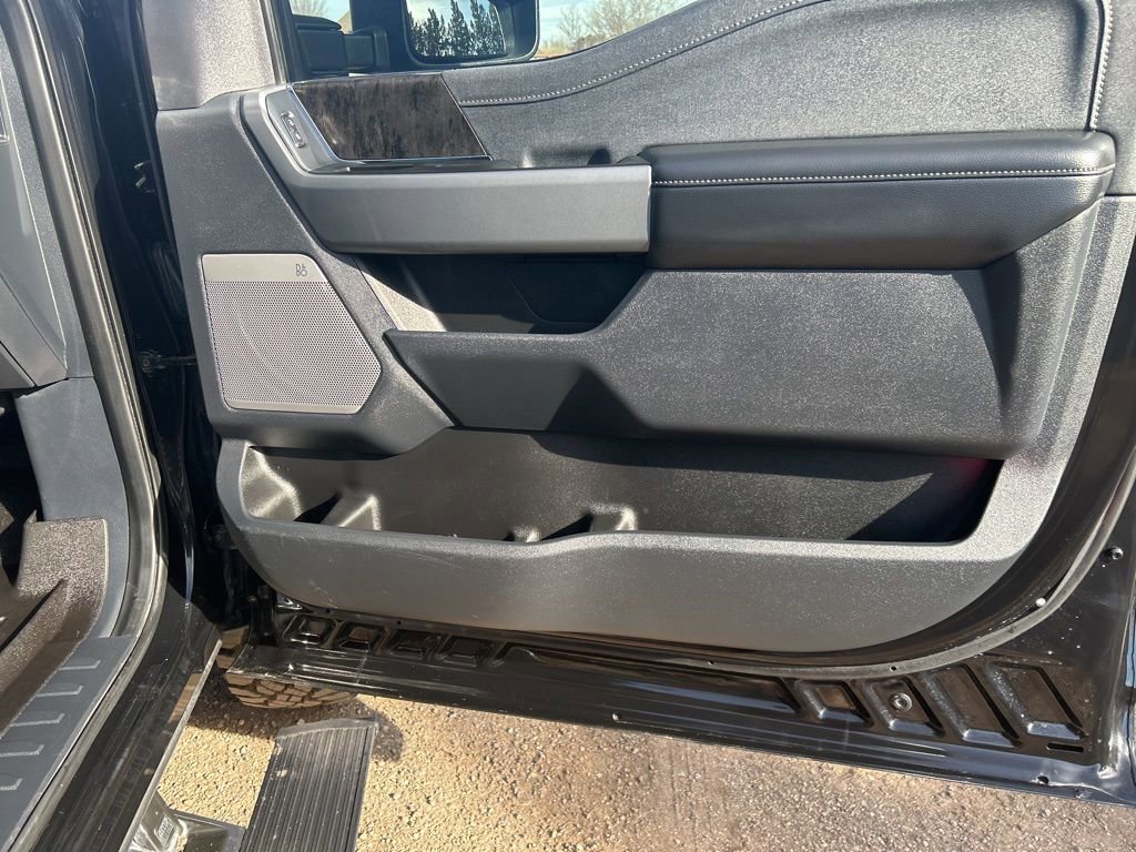 Used 2024 Ford F250 Lariat w/ Lariat Ultimate Package image 36