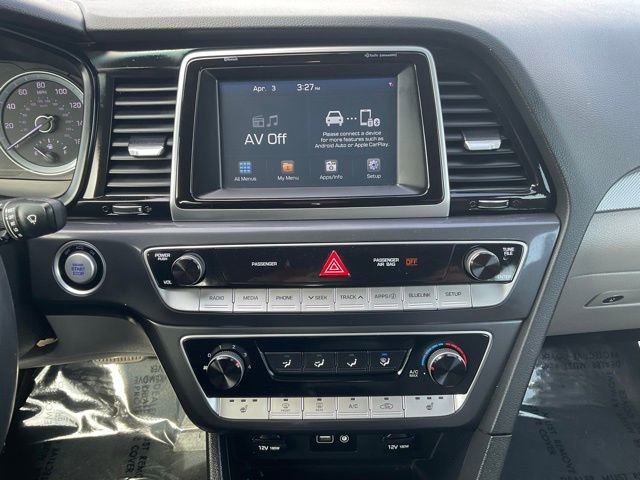 Used 2018 Hyundai Sonata SEL w/ Tech Package 02 image 17
