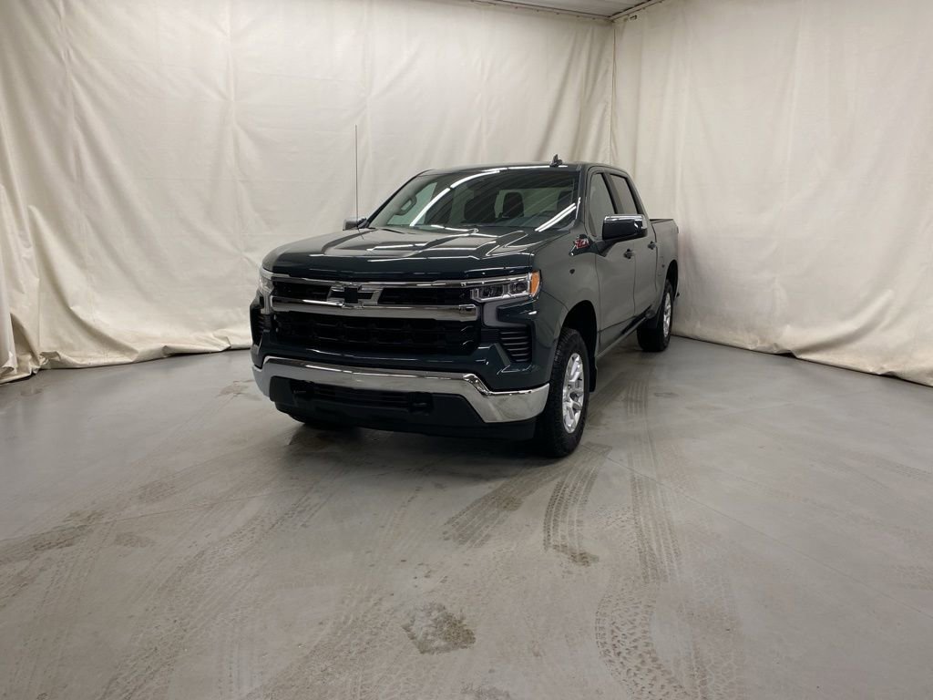 New 2026 Chevrolet Silverado 1500 LT w/ Z71 Off-Road Package image 2