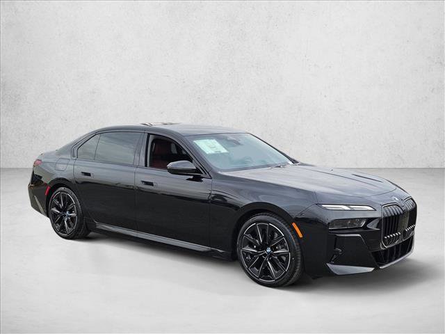 New 2026 BMW 750e xDrive image 7