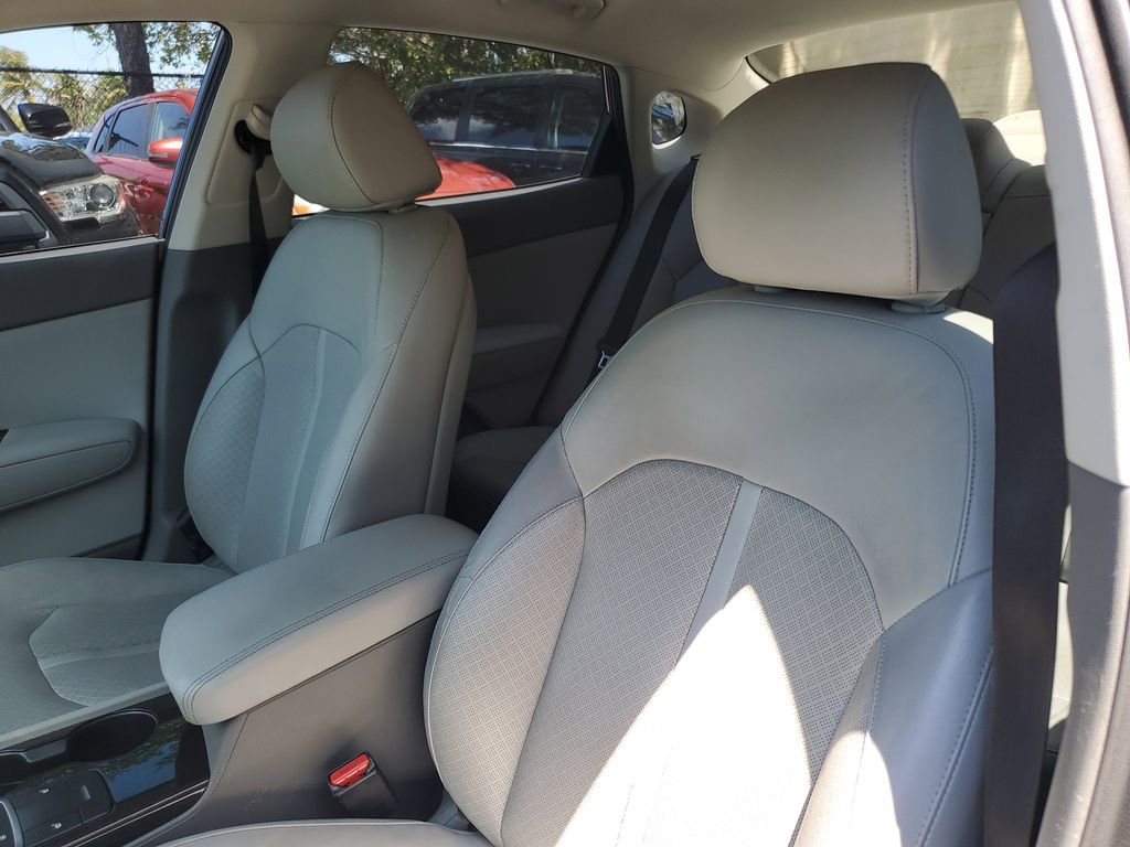 Used 2017 Kia Optima EX FWD image 18
