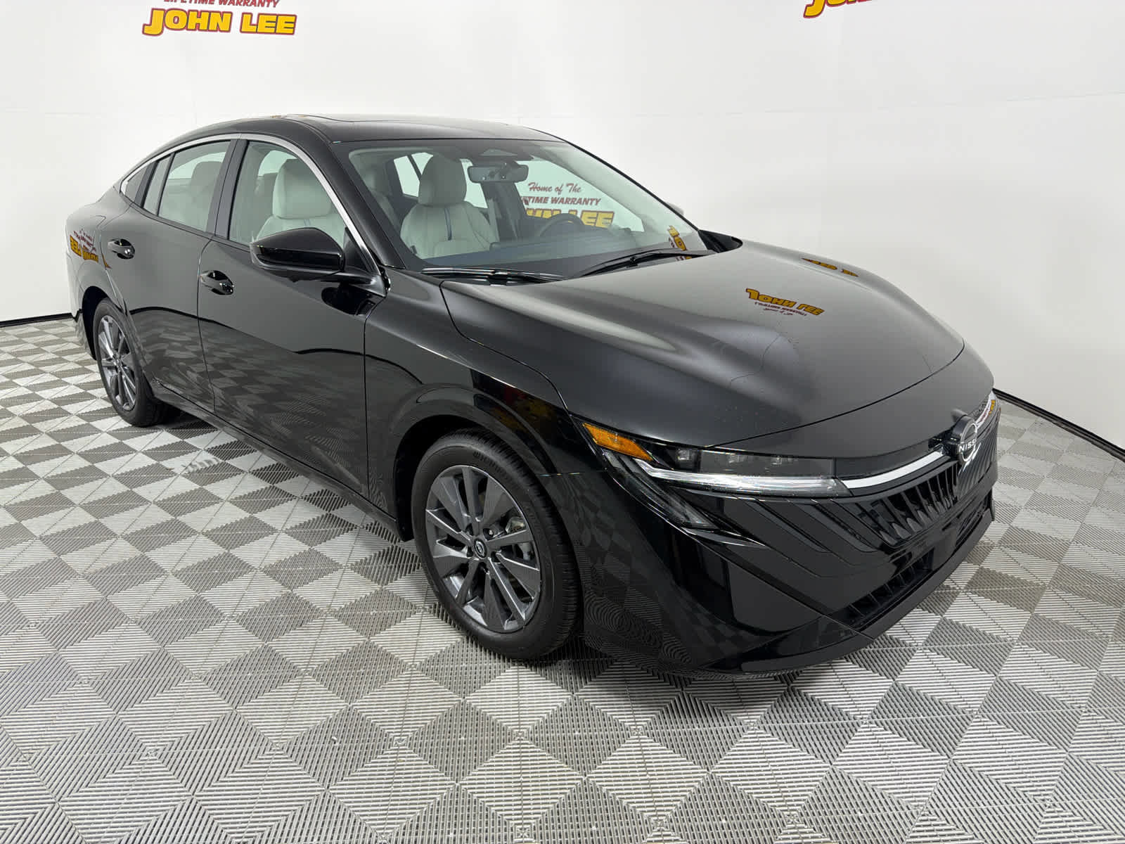 Used 2026 Nissan Sentra SL w/ Floor Mat Package FWD image 8