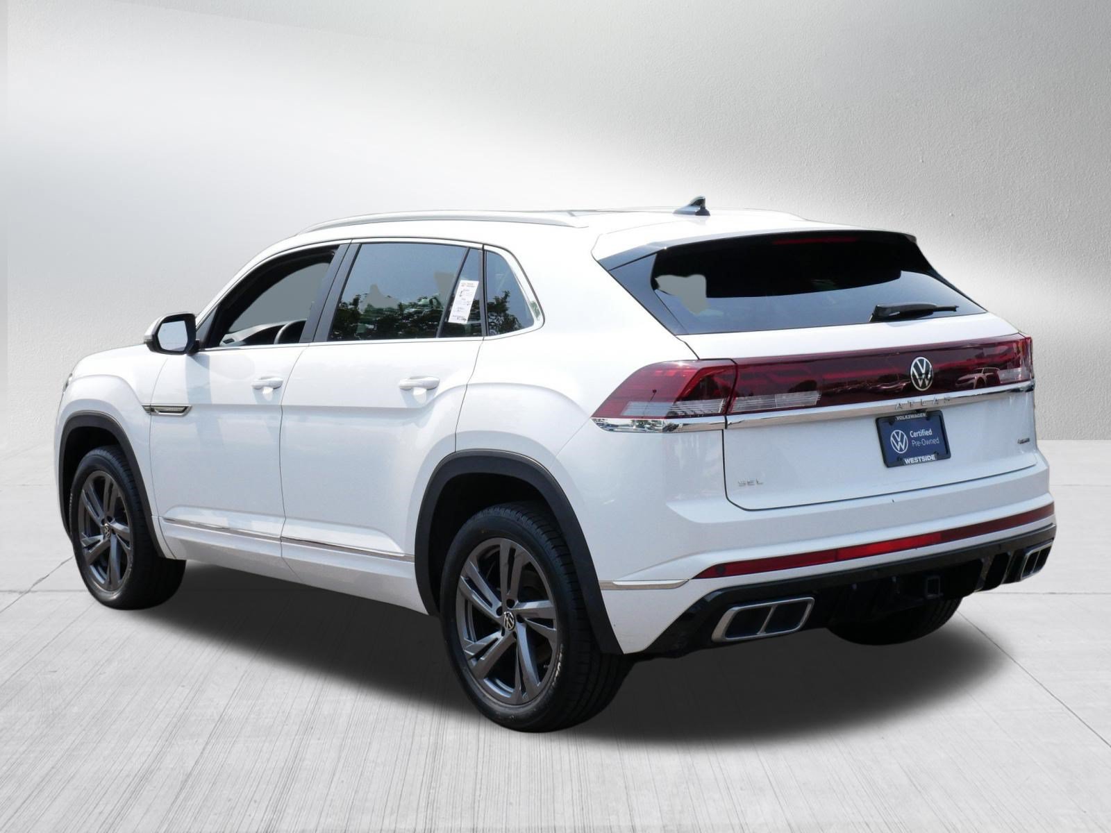 Certified 2024 Volkswagen Atlas Cross Sport SEL R-Line AWD/4WD image 5