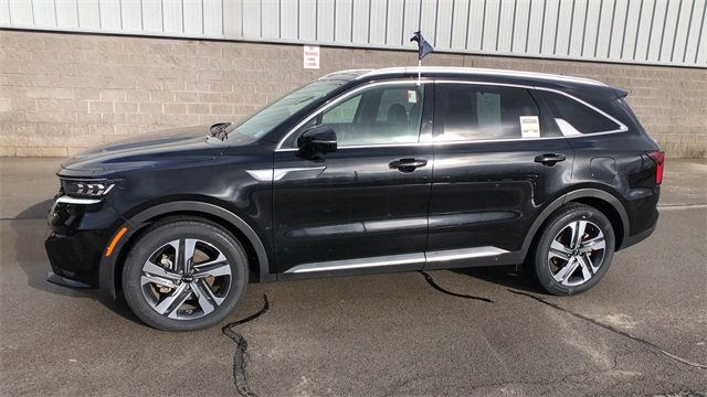 Certified 2023 Kia Sorento SX Prestige w/ Panoramic Sunroof Package image 1