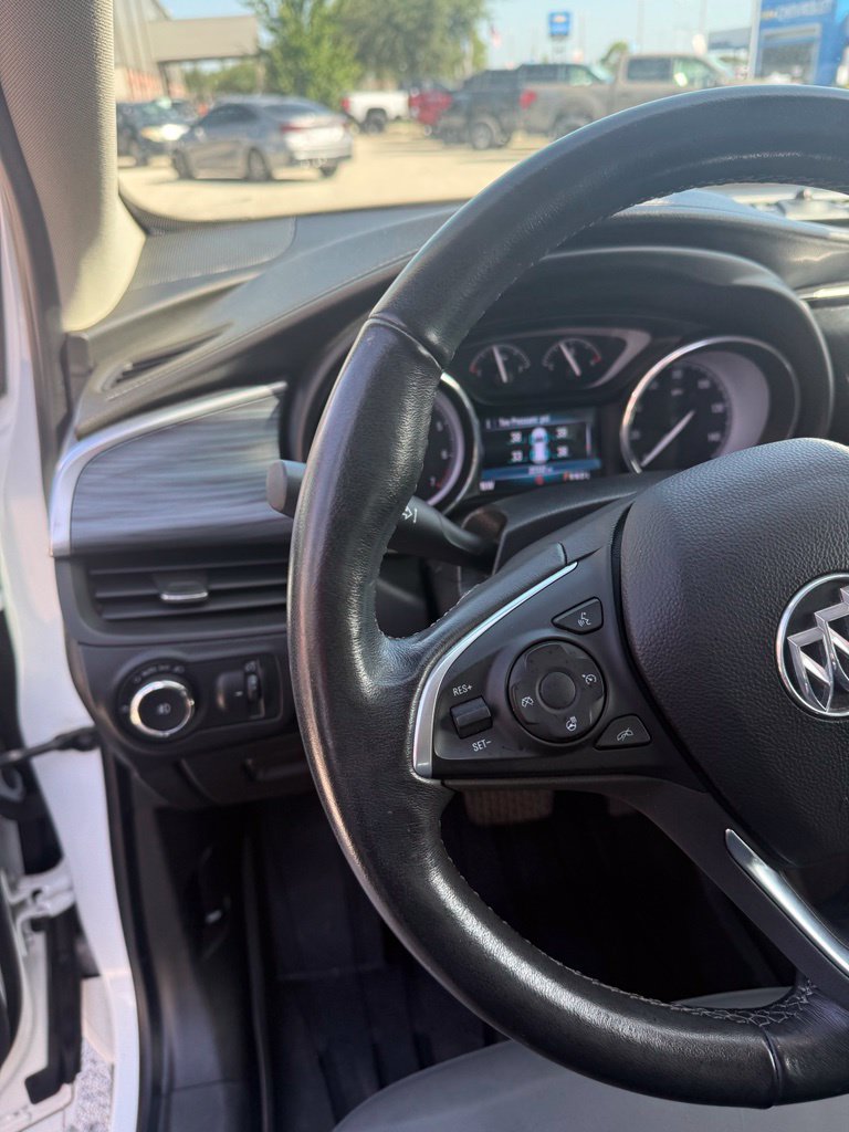 Used 2019 Buick Envision Essence FWD image 13