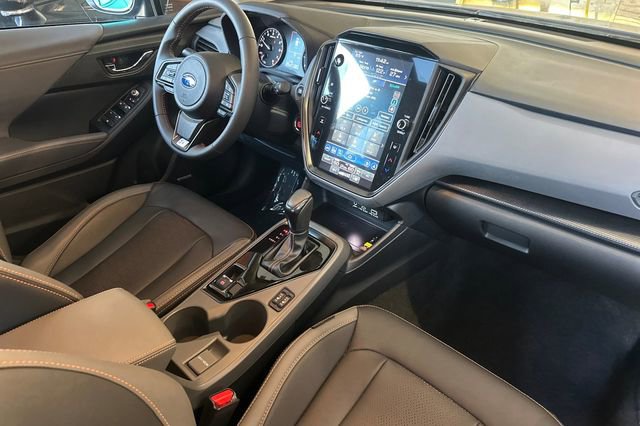 Used 2025 Subaru Crosstrek 2.5i Limited w/ Crosstrek Mirror Package image 16