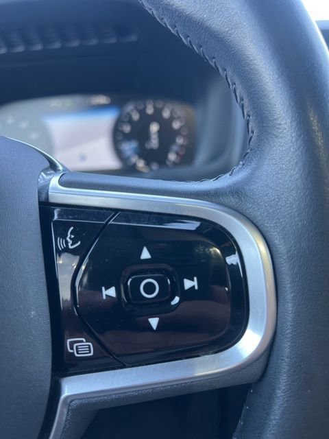 Used 2022 Volvo XC90 T6 Inscription w/ Advanced Package image 12