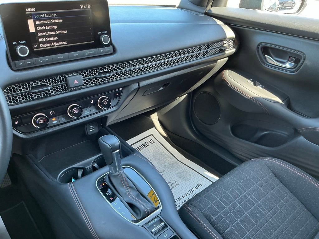 Certified 2025 Honda HR-V Sport image 35