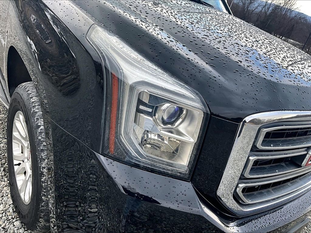 Used 2017 GMC Yukon SLT image 26