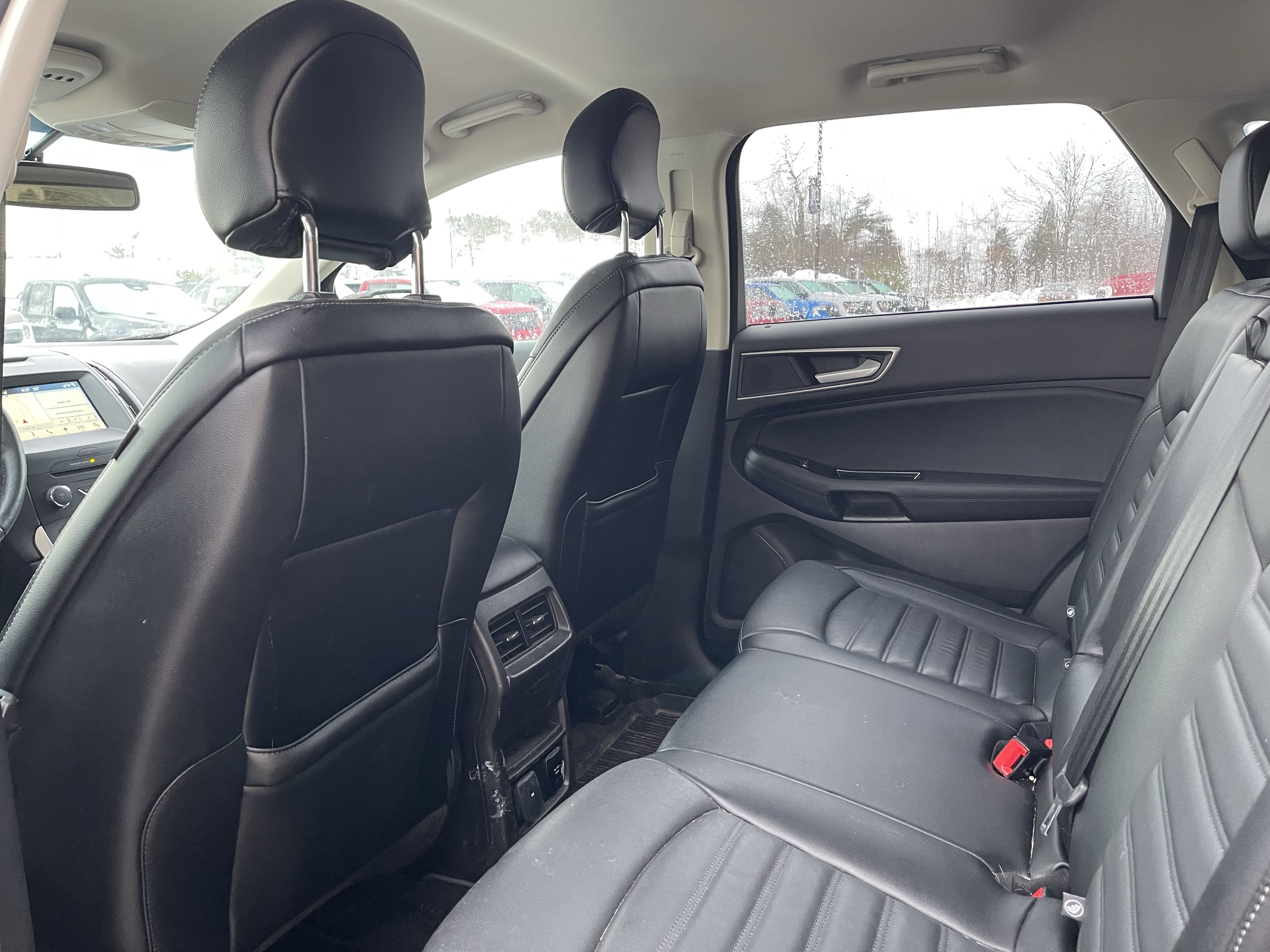 Used 2018 Ford Edge SEL w/ Equipment Group 201A image 11