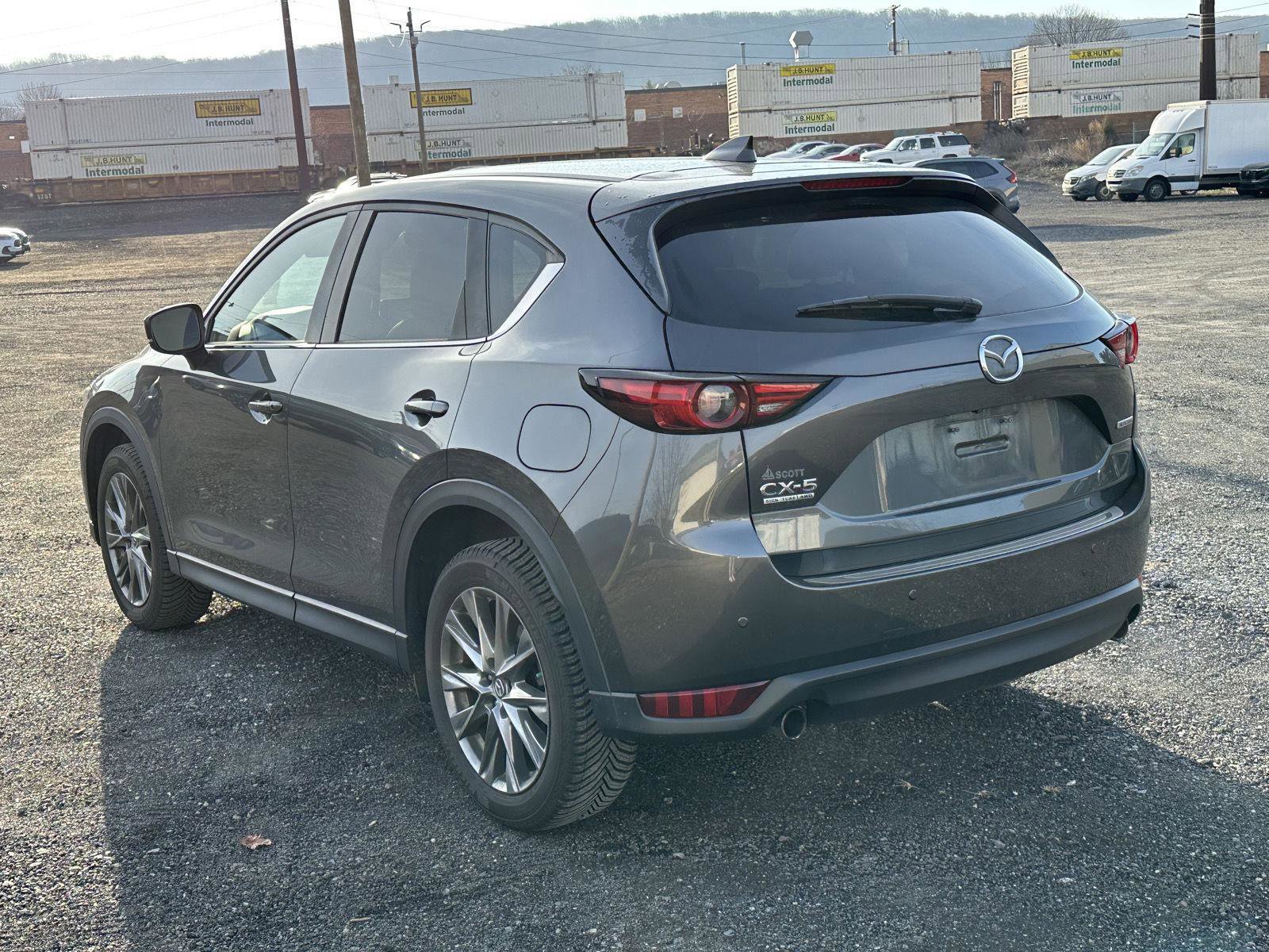 Used 2020 MAZDA CX-5 Signature image 6