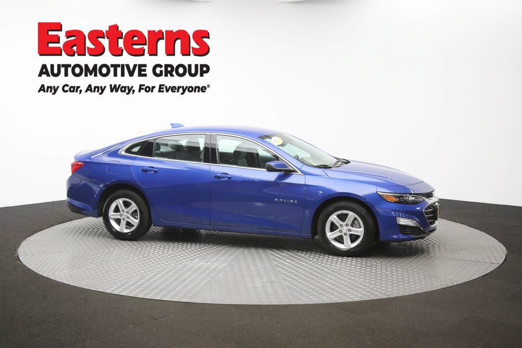 Used 2023 Chevrolet Malibu LT FWD image 46