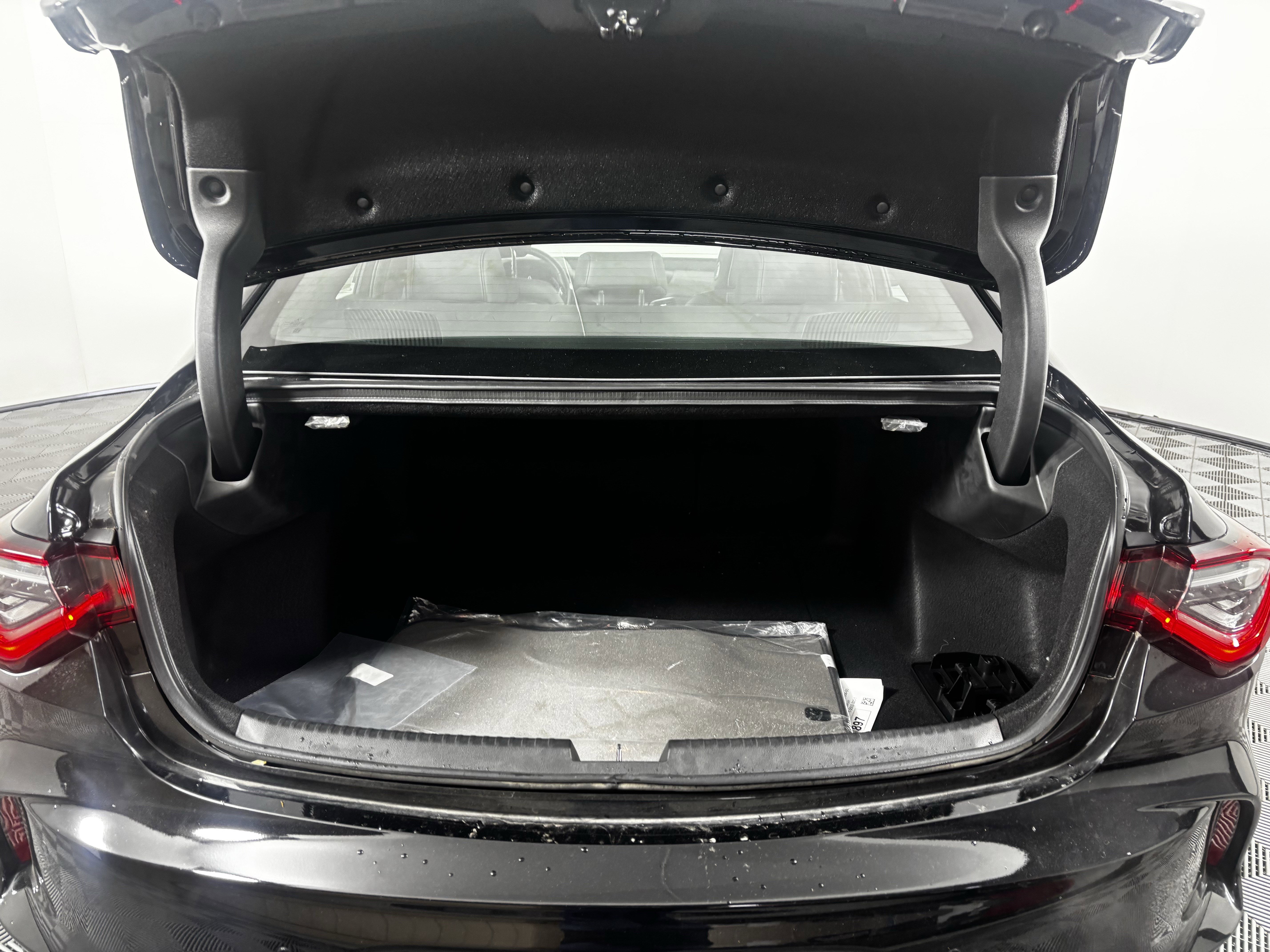 Used 2025 Acura TLX SH-AWD w/ A-SPEC Pkg image 16